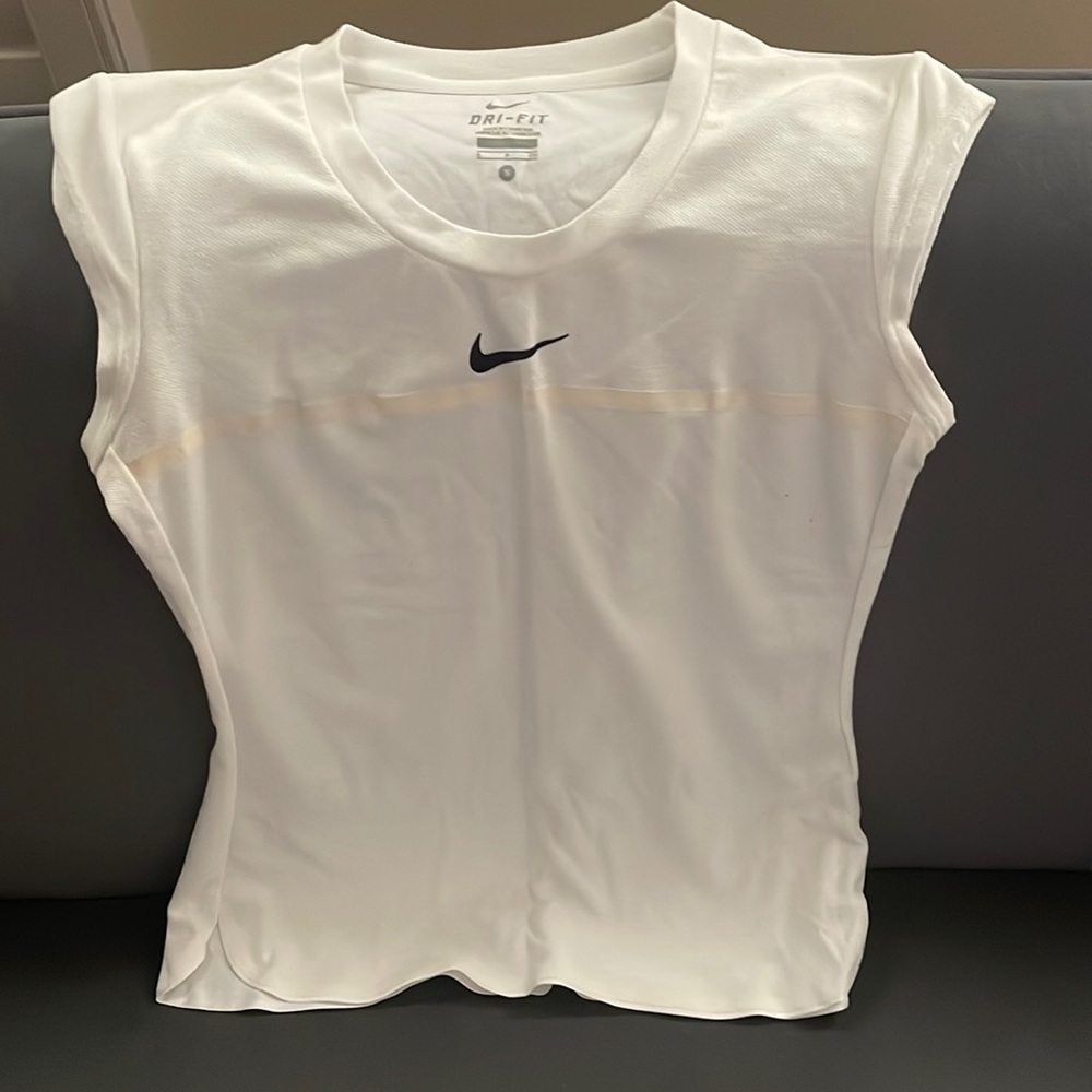 Great Nike tennis shirt